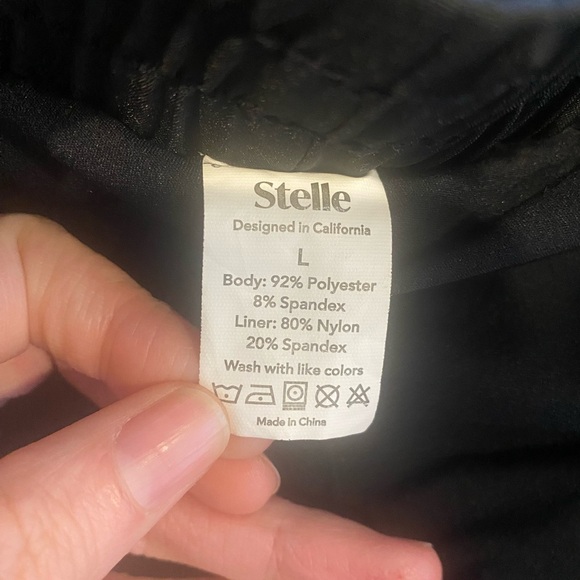 stelle women's shorts athletic black size Medium lined comfortable athleisure - Picture 2 of 2